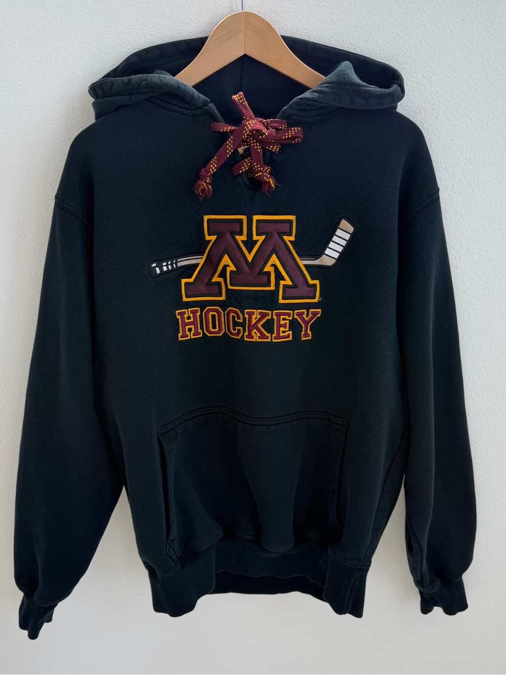 University of Minnesota Hockey Lace Up Hoodie Sweatshirt Black Size S